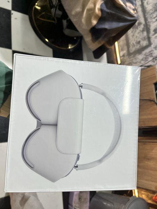 AIRPODS MAX with Smart  Case
