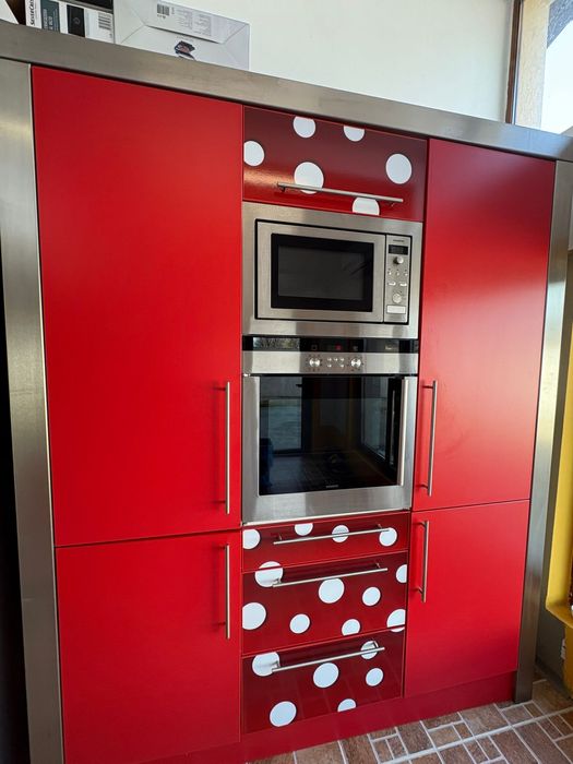 Mobila bucatarie plus electronice