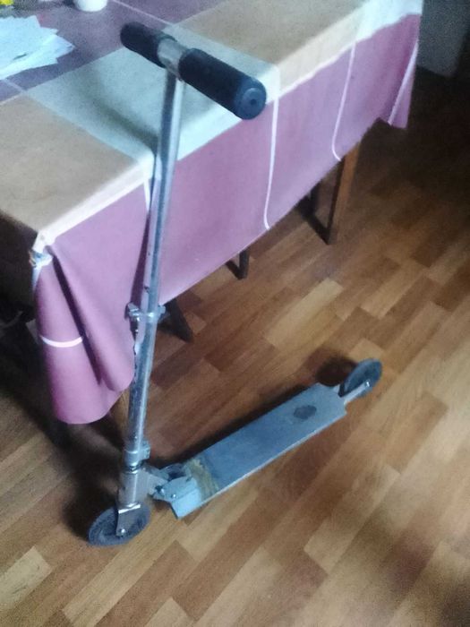 Детски велосипеди, тротинетки и скейтборд