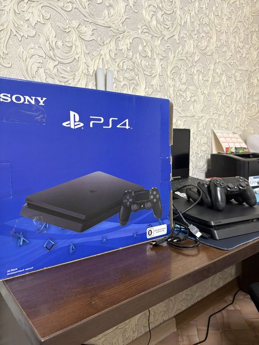 Playstation 4 slim 1тб срочно