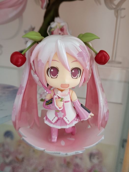 Аниме фигурка Nendoroid Sakura Miku