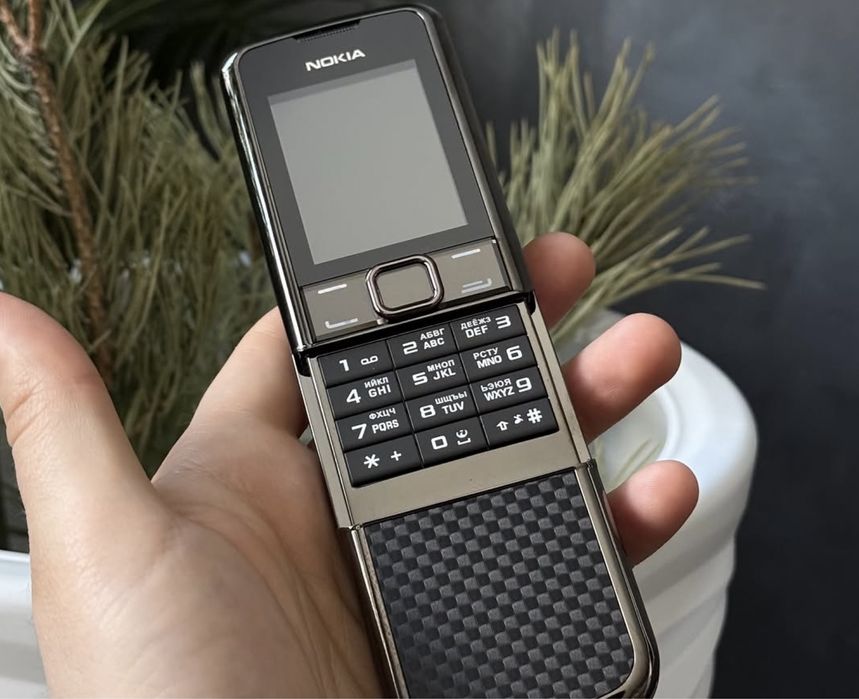 Нокия 8800 carbon