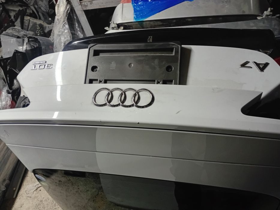Крышка багажника Audi A7
