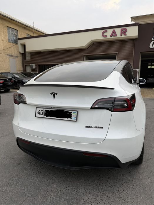 Tesla Model Y 2020 — 2