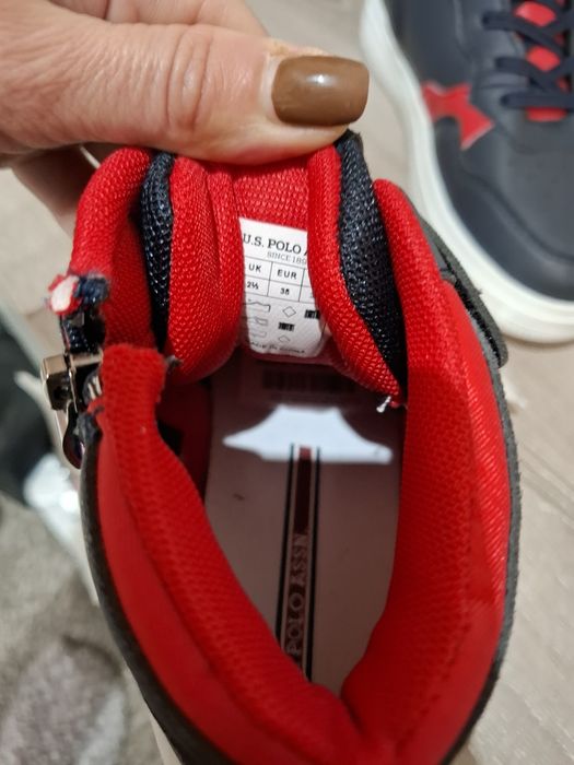 Нови детски кецове