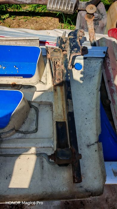 Vând carene laterale Daf Xf95 euro 3