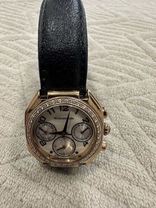 Часы наручные женские