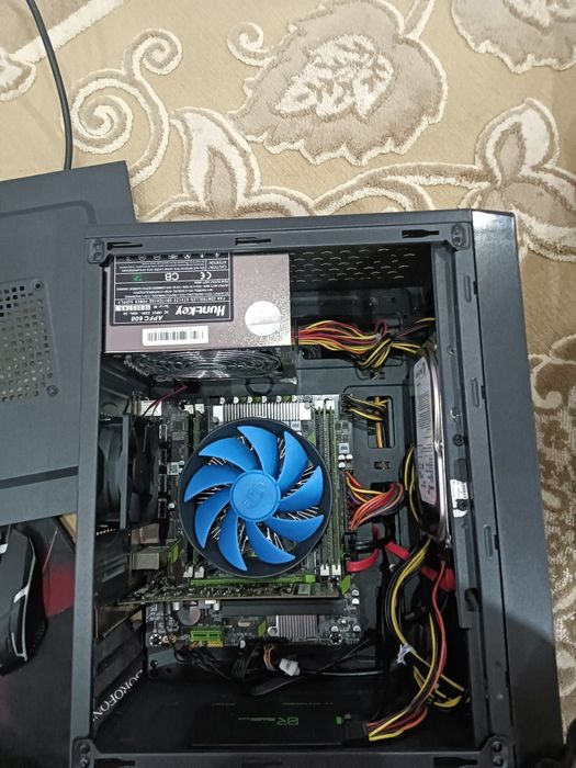 Продам компактный системный блок