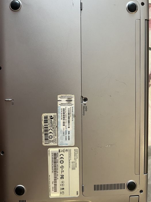Лаптоп Samsung np530u3b