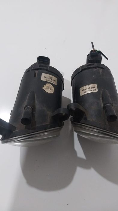 Противотуманки на пассат в5 +