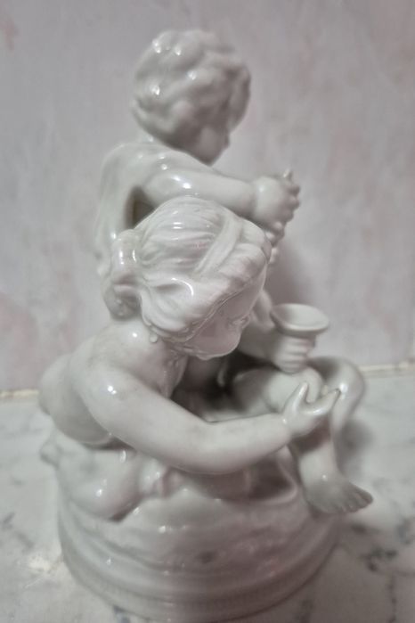 Vand Superba Statueta porțelan fin Unterweissbach - Original Germany