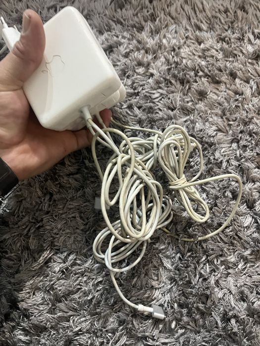 Incarcatoare magsafe 1 si 2 defecte