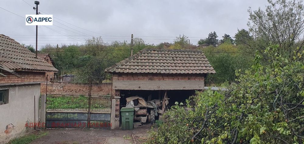 Продава се Къща в с. Бръшляница, Област Плевен - 110 кв.м за 83 €/кв.м - Снимка #3