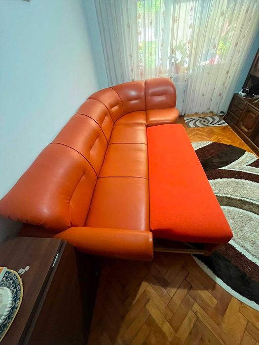 Canapea colțar extensibilă