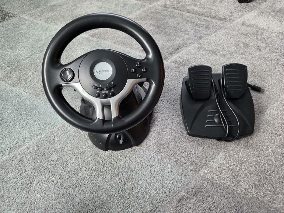 Волан с педали Gembird RaceForce (STR) – КАТО НОВ