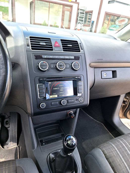 Volkswagen touran cross