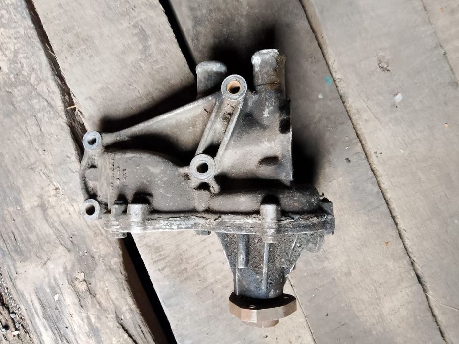 Продам  запчасти на машину и прочее