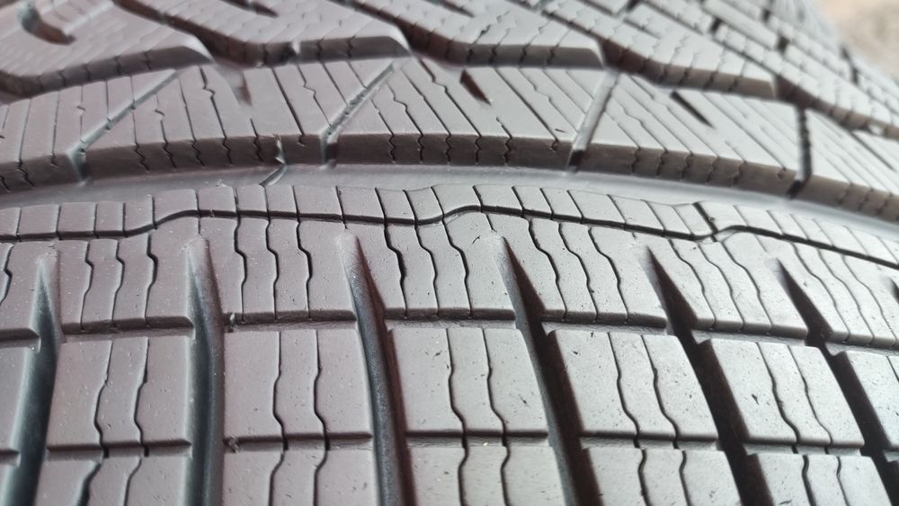 4бр. зимни гуми 245/50/18 Michelin Alpin