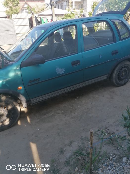 Vând Opel corsa b