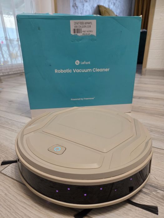 Robot aspirator Lefant