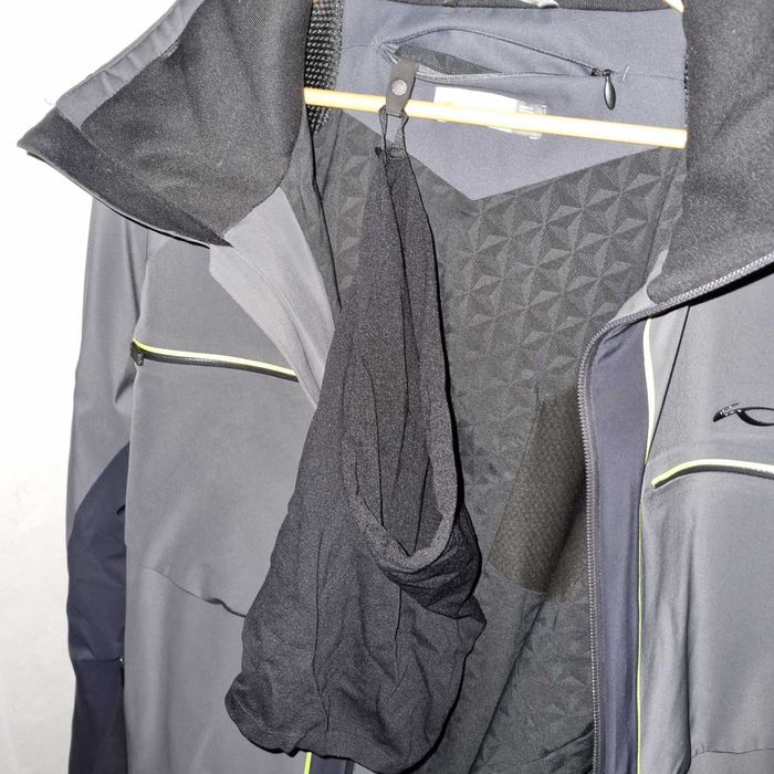 Луксозно ски яке - KJUS