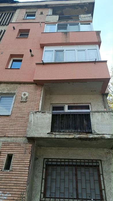 Garsoniera Lupeni STRAJA