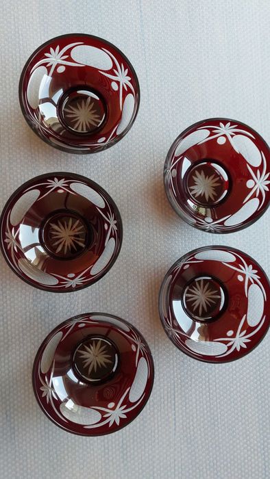 Set boluri de cristal rosu rubiniu