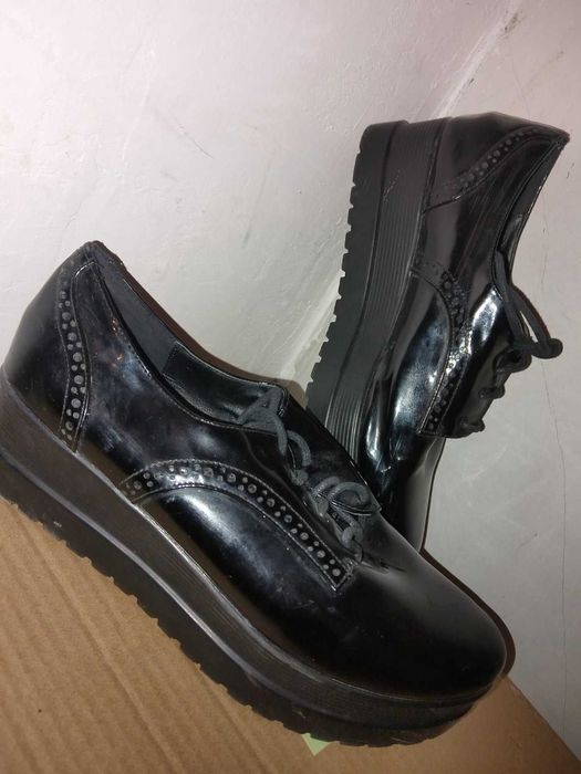 Високи боти с връзки, летмо обувки на платформа