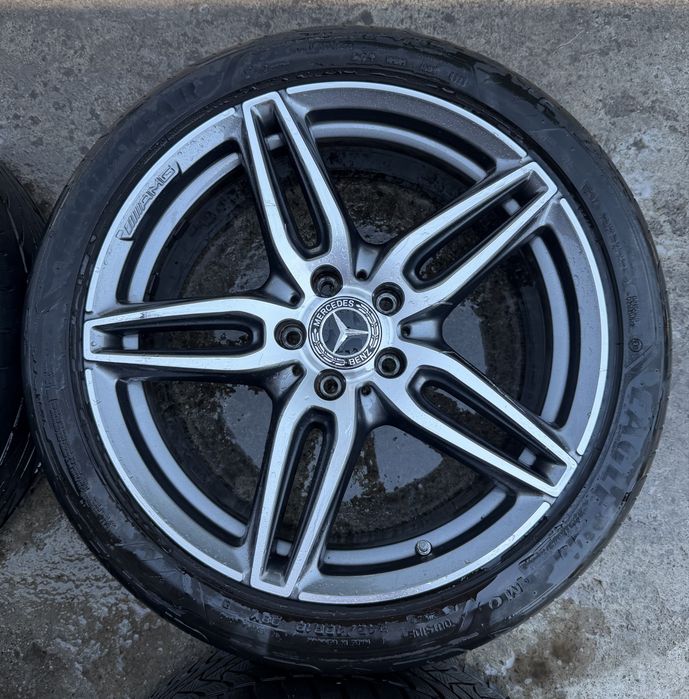 Jante / Roti Mercedes E W213 AMG : 245 40 19 / 275 35 19