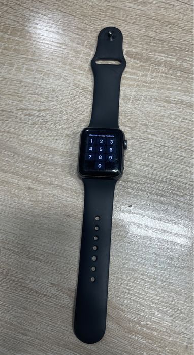 Продам  Apple watch 3