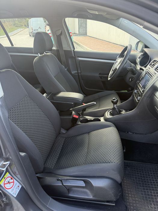 VOLKSWAGEN Golf 2010 — imagine 5