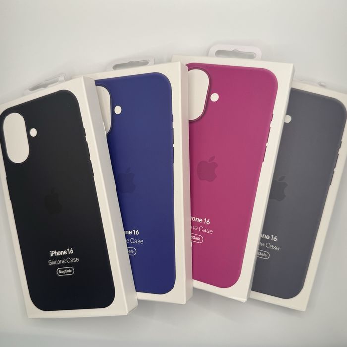 Промо пакет: Връзка Crossbody Strap + Силиконов калъф с лого за iPhone 12/13/14/15/16/17 Plus, Air, Pro и Pro Max