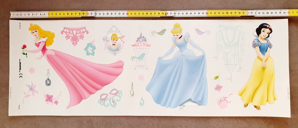 Sticker autocolant de camera cu printese Decofun