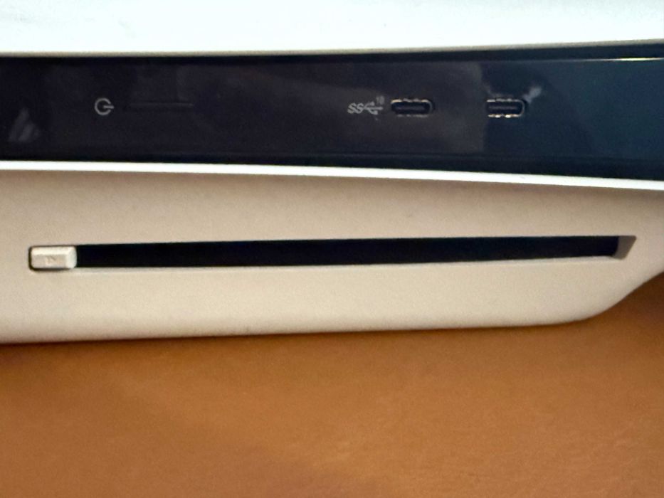 Sony Playstation 5 CFI-2016 + Контролер + FIFA 25