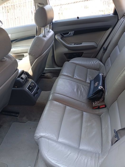 Vehicule Audi A6