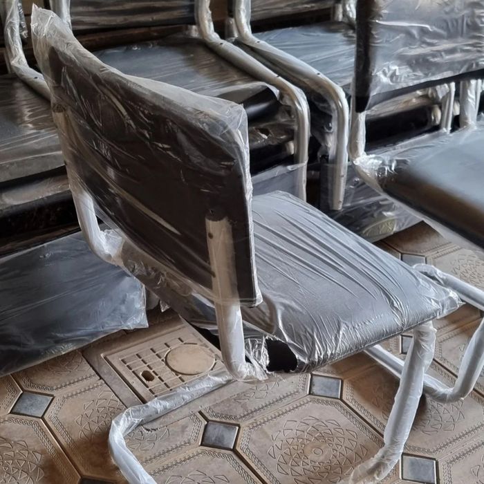 Stul chalari sfati yaxshi mustahkam