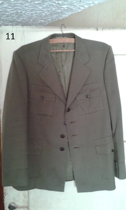 Продавам обикновени якета, палта, шлифери, костюми - Цена на бройка