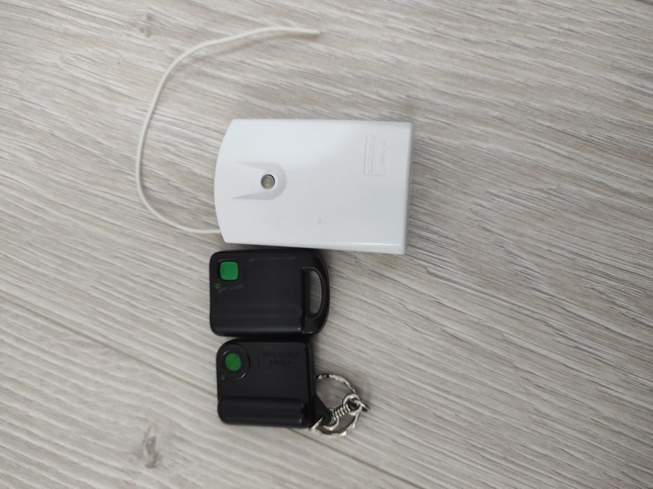 Elmes Set receptor wireless 1 canal + 2 Telecomenzi 1 buton  U1HS