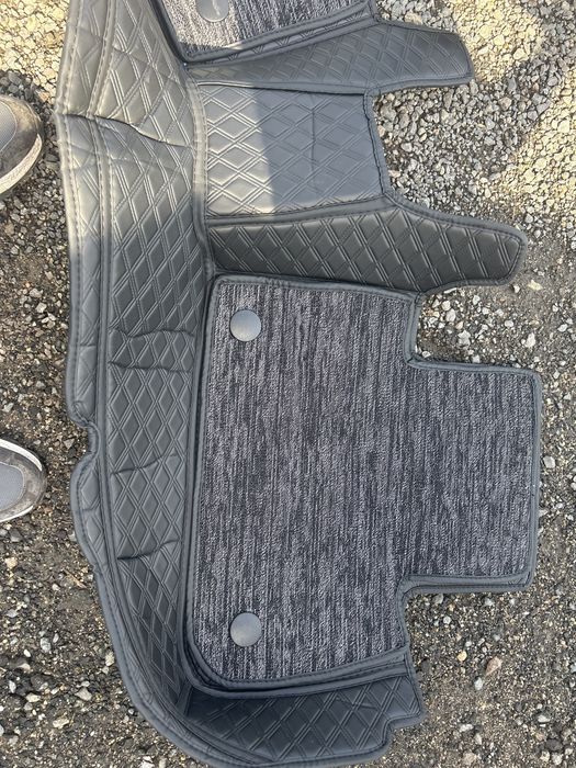 Продам полики Субару-Форестер