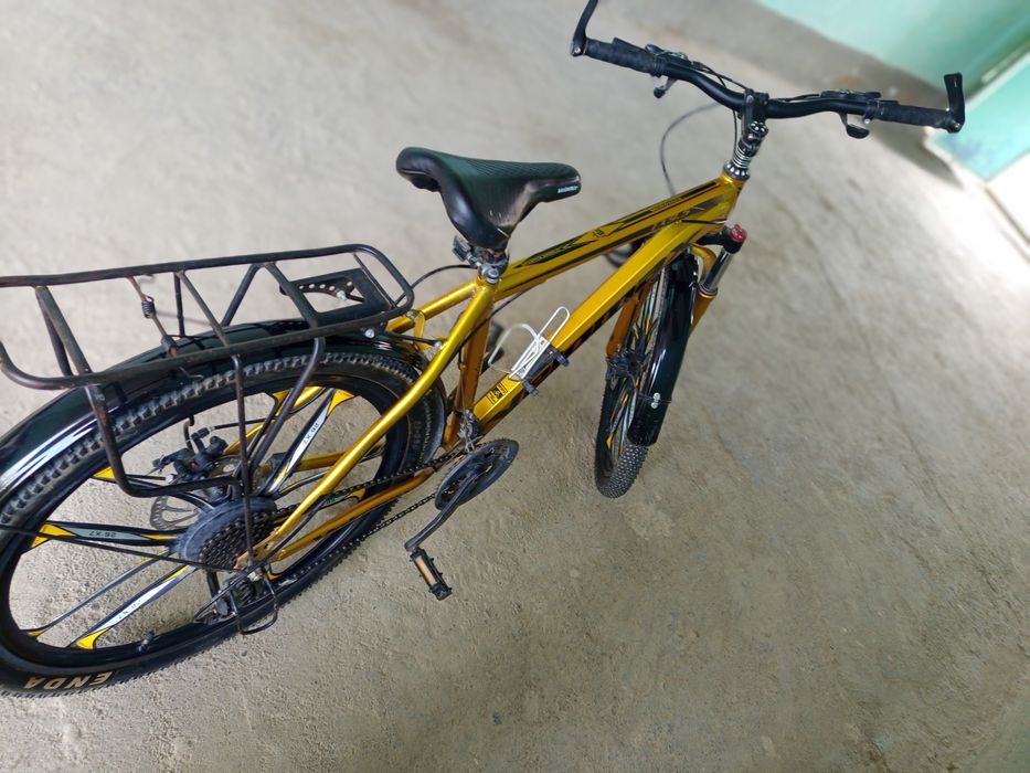 Velosiped: yili 2024 holati yaxshi 7/3 skorislik