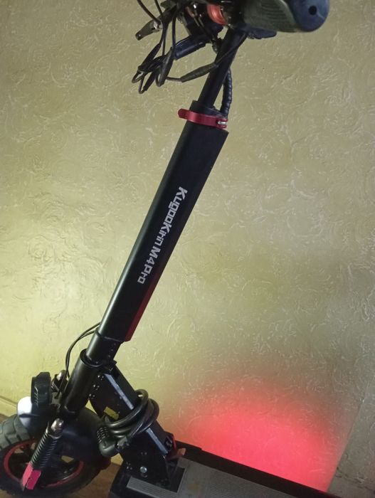 Продам электросамокат