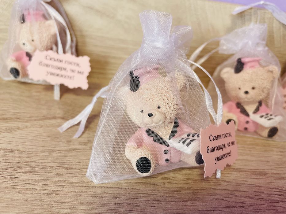 Подаръчета за гости за абитуриентски бал