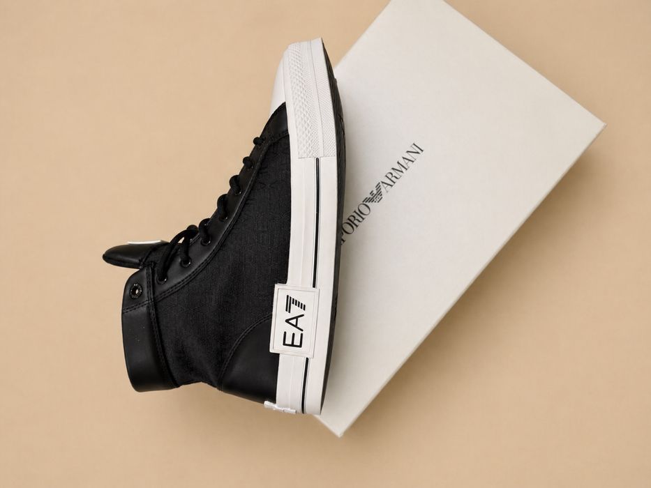 Мужские кеды от Emporio Armani (Италия)