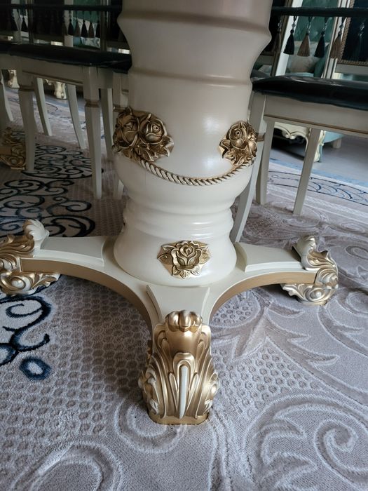 Продам стол со стульями