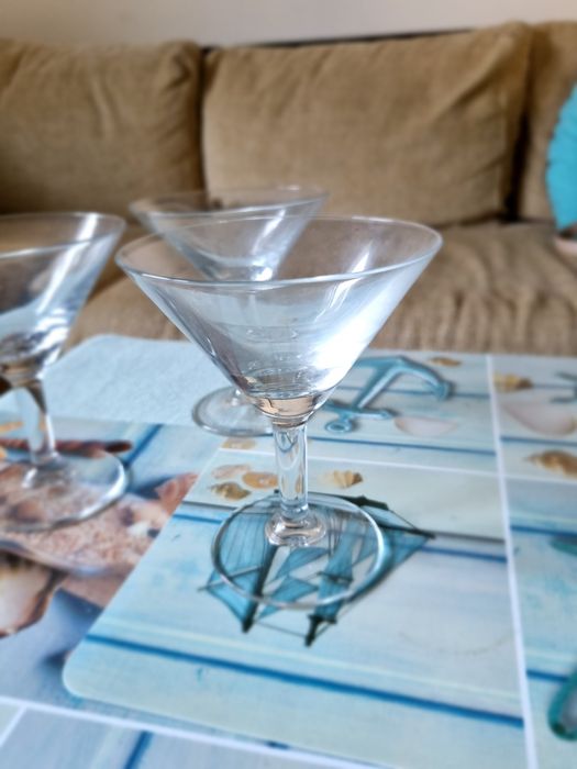 Чаши за мартини/коктейл 12бр