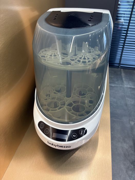 BabyBrezza Bottle Washer Pro -3-в-1 машина в света, която пере, стерилизира и изсушава