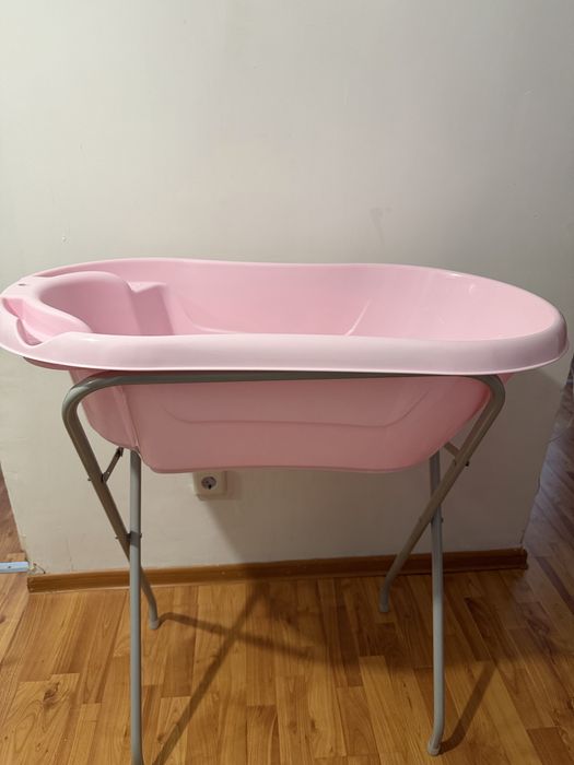 Детская ванночка с подставкой