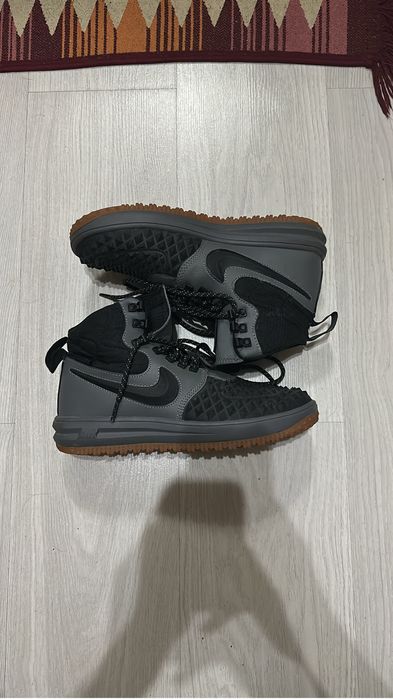 Демисезонные кроссвоки Nike Force