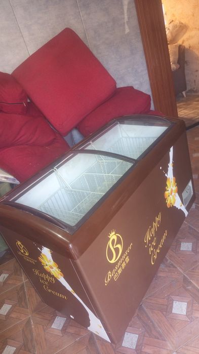 Холодильники  разные