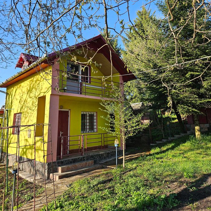 Proprietate 4200 mp Căndărăi cu cabană, livadă și anexe – potențial mare, utilități, zonă liniștită